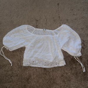 American eagle white lace peasant blouse, size small